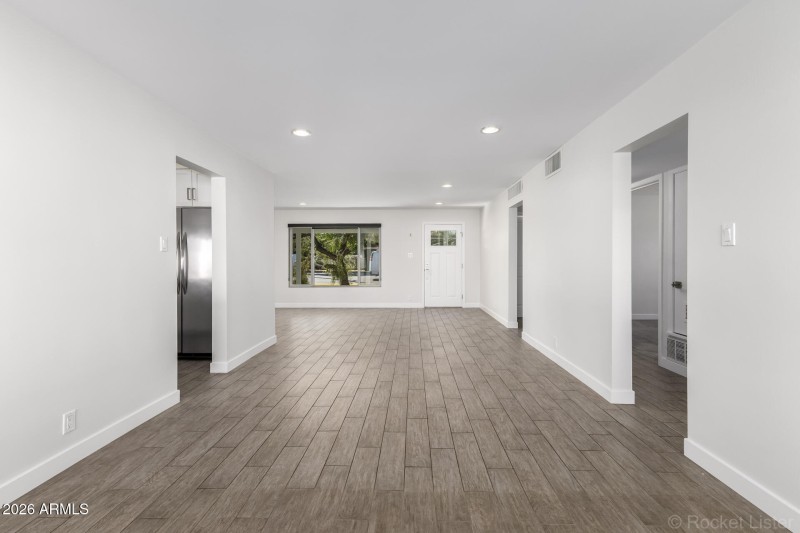 15 - Oak Family to Entry