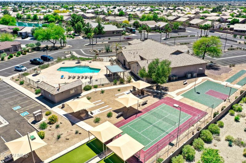 Yacht Club Pool and Sports