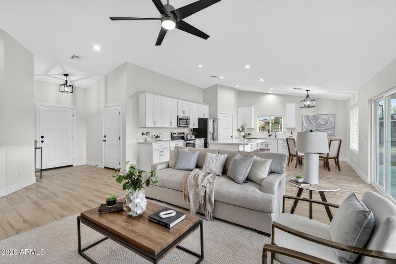 11-web-or-mls-039W Moon Dust Trl