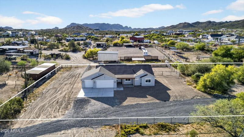 74-web-or-mls-LOT LINES-007W Moon Dust T