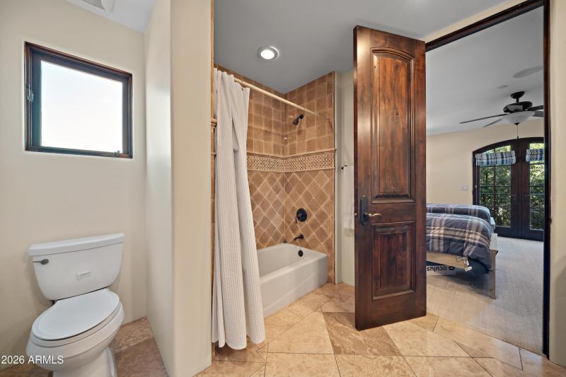 Guest Shower- Tub combo