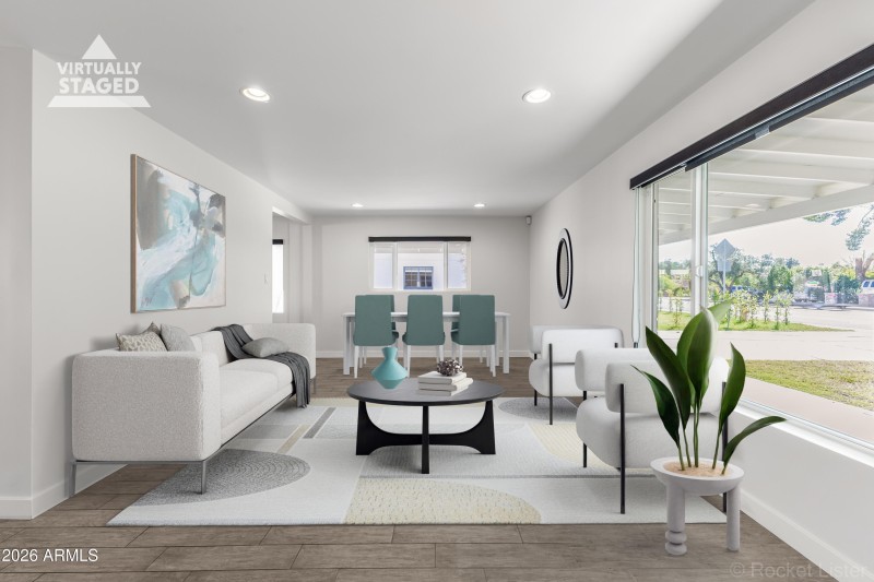 3930 Oak Great Room Virtual Staging