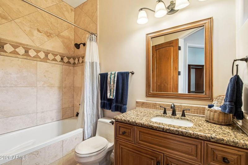 37-web-or-mls-E Canyon Ridge N Dr-S1603-