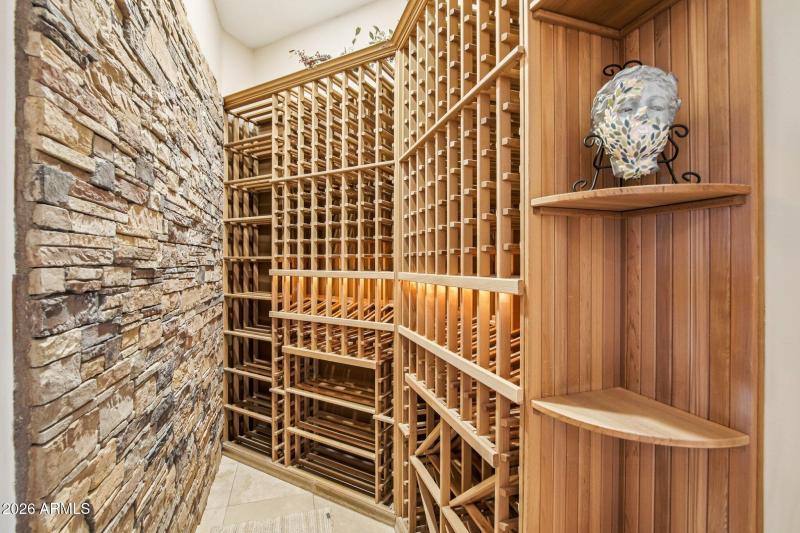 48-web-or-mls-E Canyon Ridge N Dr-S1603-