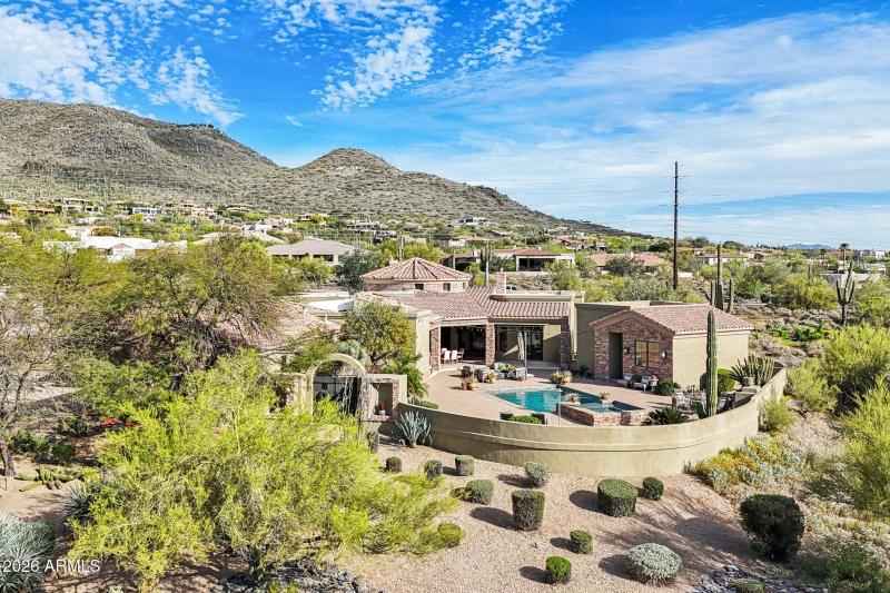 55-web-or-mls-E Canyon Ridge N Dr-S1603-