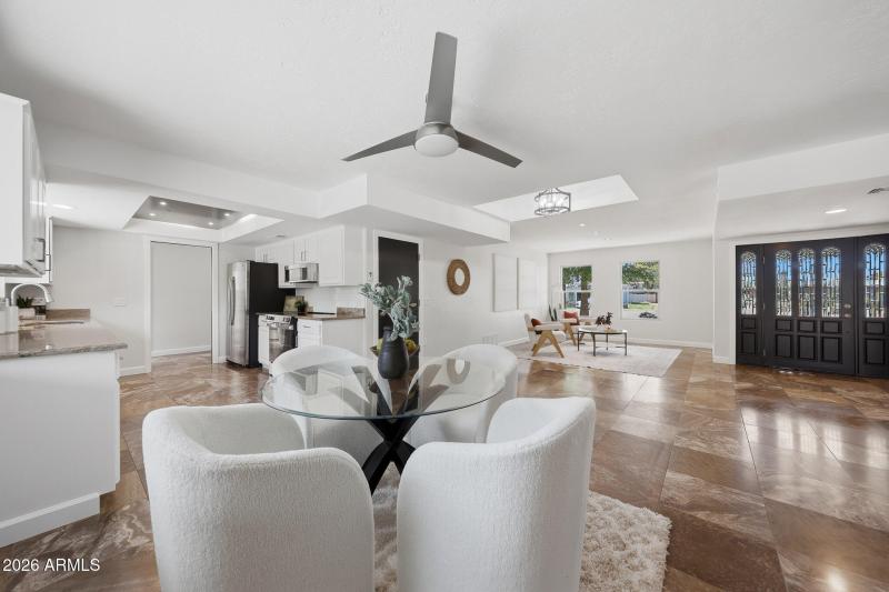 Bright Open Floor Plan