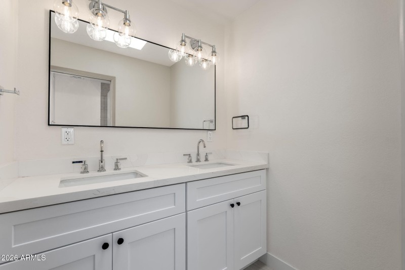 7826 E Mariposa Dr - 22