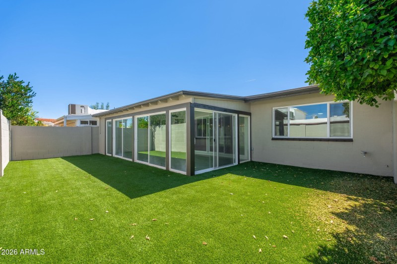 7826 E Mariposa Dr - 34