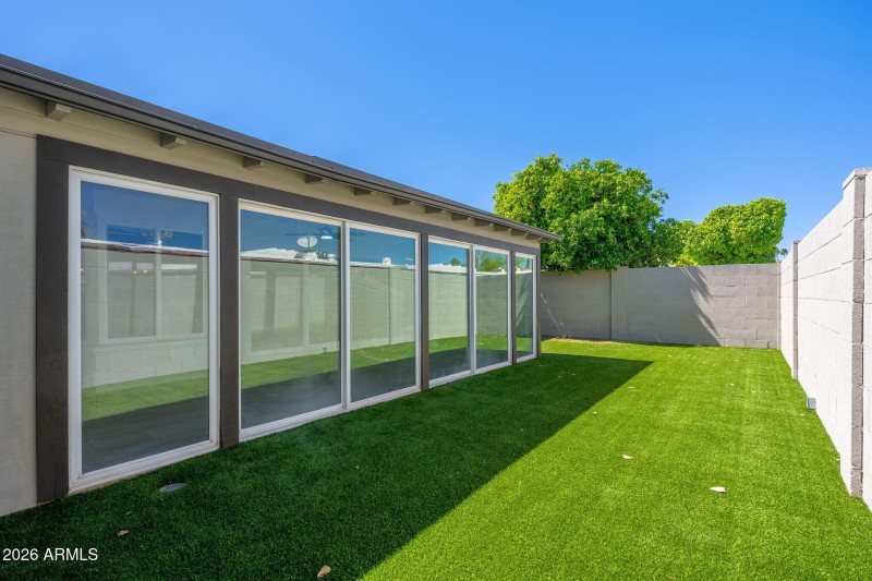 7826 E Mariposa Dr - 35