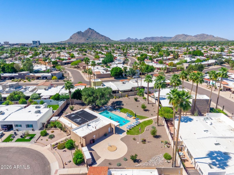 7816 E Highland Ave - 02