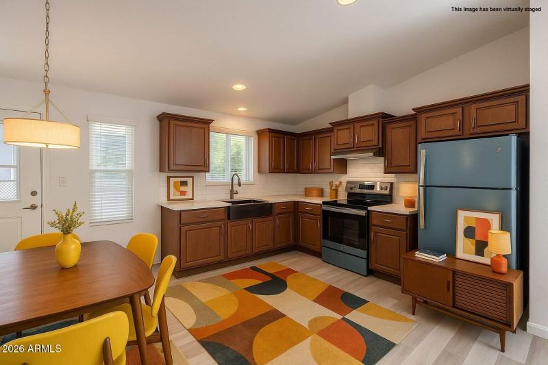 staged-DSC00422-HDR-mid-century