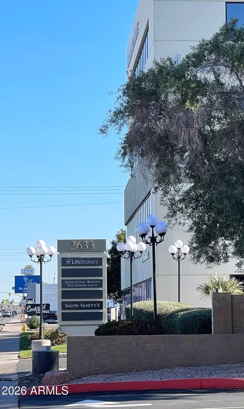 2633-E-Indian-School-Rd-monument sign