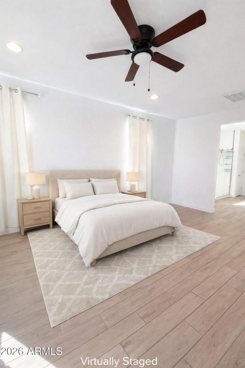 52AEF902-EDBB-4DAD-8833-878BF03D1F69