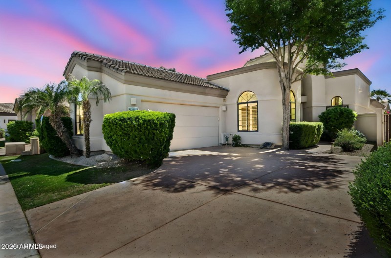 2-web-or-mls-8059-e-cortez-dr