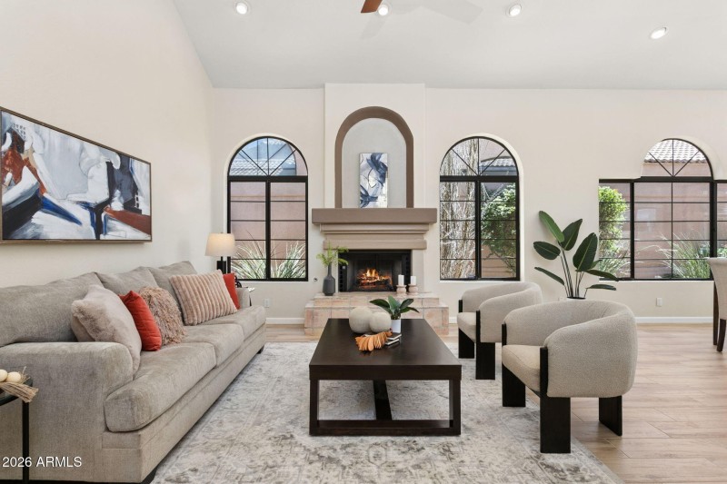 5-web-or-mls-8059-e-cortez-dr