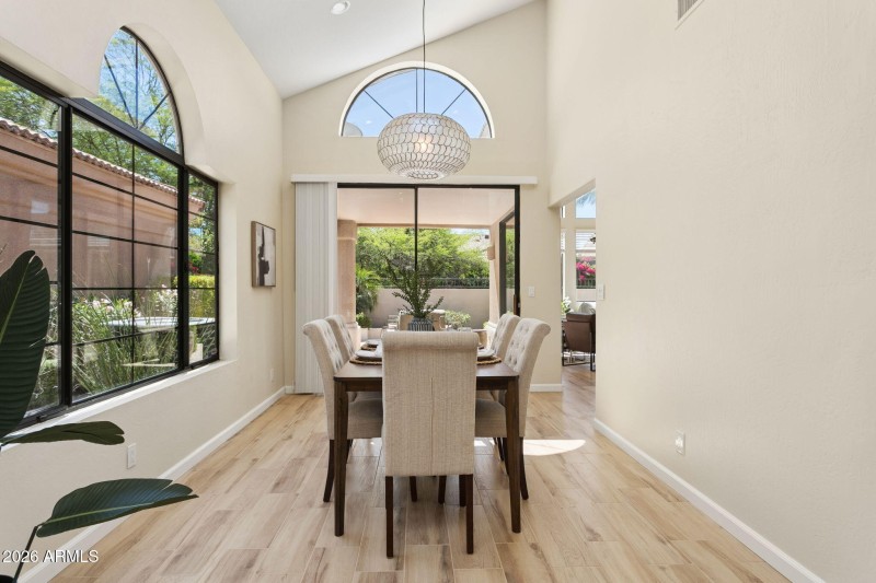 8-web-or-mls-8059-e-cortez-dr