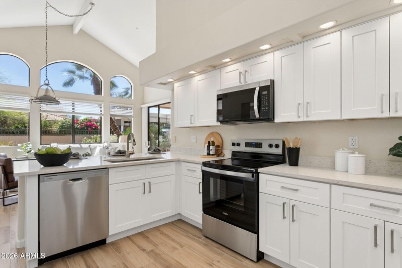 13-web-or-mls-8059-e-cortez-dr