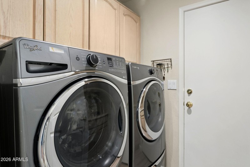 33-web-or-mls-8059-e-cortez-dr