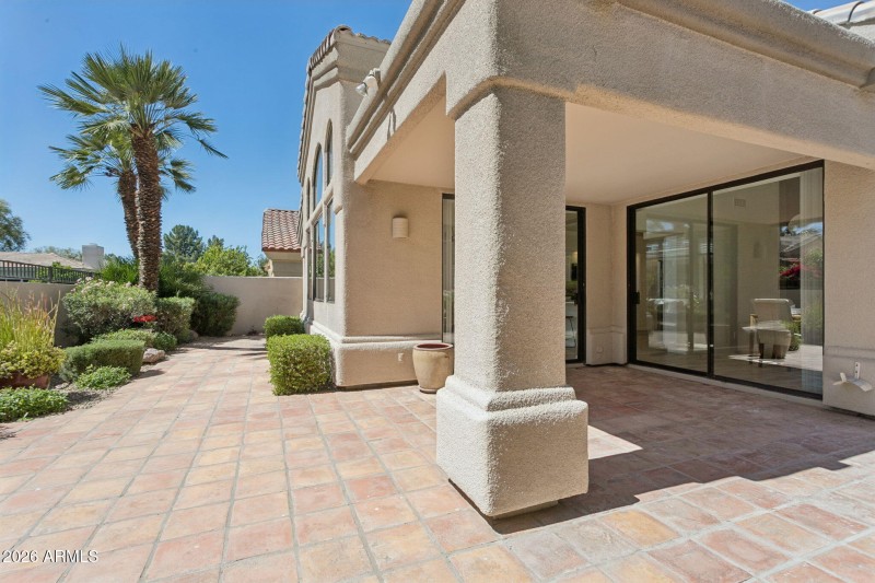36-web-or-mls-8059-e-cortez-dr