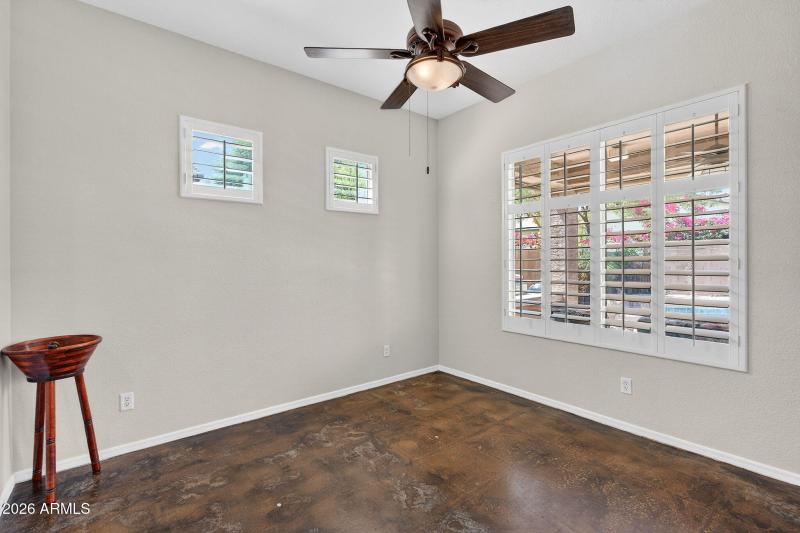 15-web-or-mls-012S Four Peaks Pl-