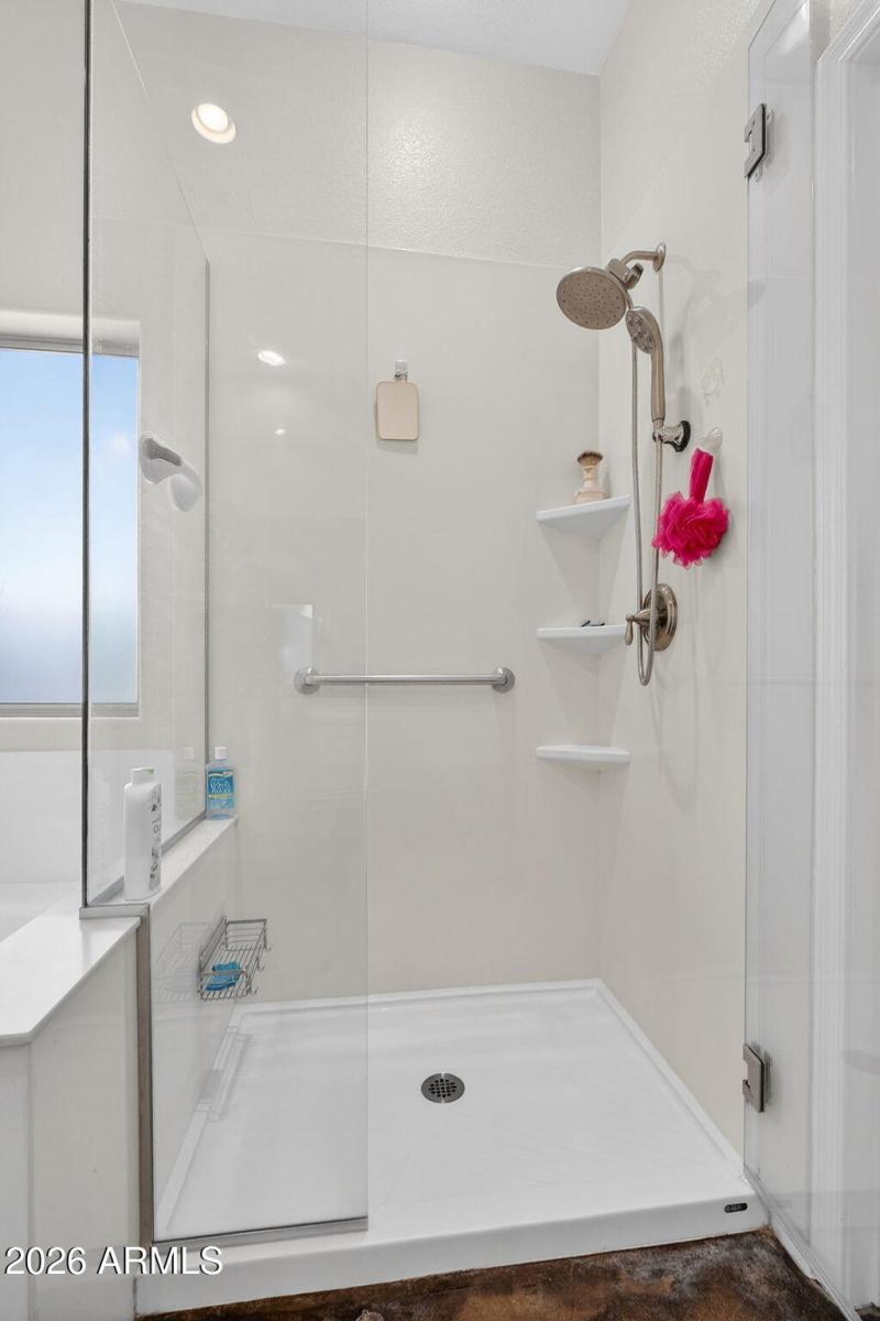 27-web-or-mls-033S Four Peaks Pl-