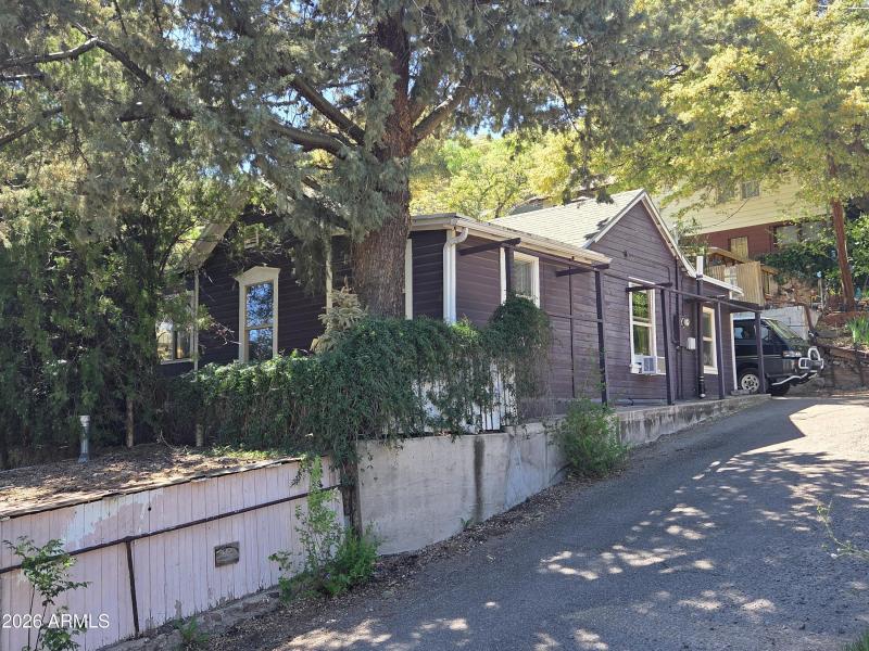 420 Tombstone Canyon