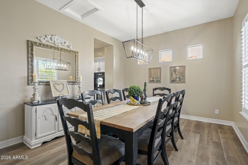 14-web-or-mls-CAP08640