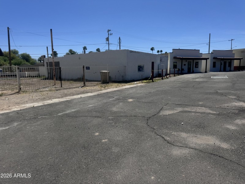 open lot in between building 1 and 2