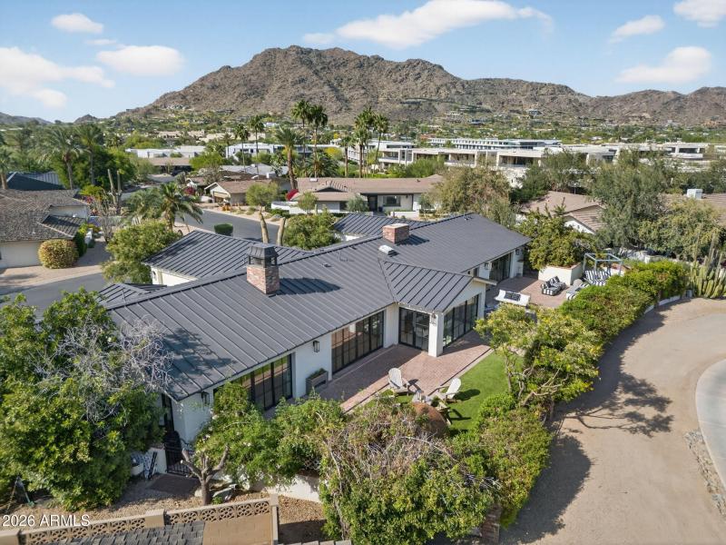 116-web-or-mls-5525 E Lincoln Dr 104_DRO