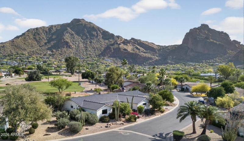 Camelback & Golf Course Aerial