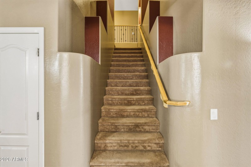 36-web-or-mls-1542 E Chaparral Pl-224