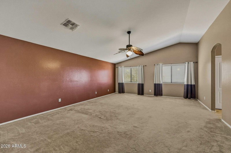 39-web-or-mls-1542 E Chaparral Pl-227