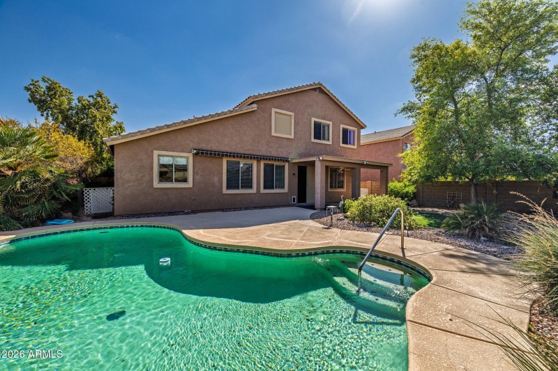 65-web-or-mls-1542 E Chaparral Pl-118