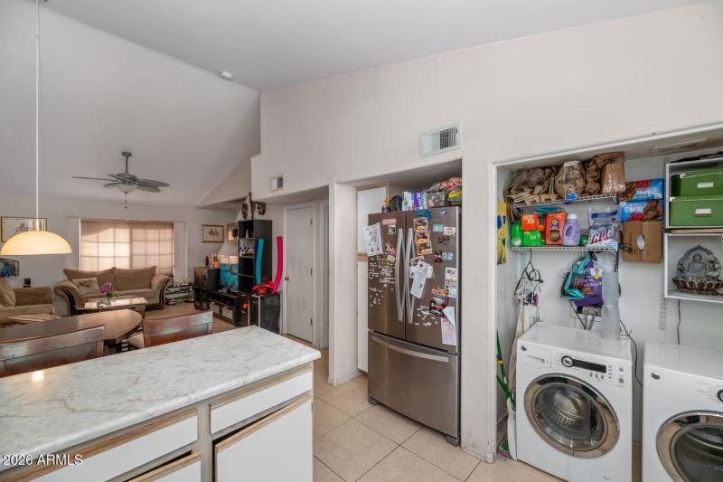 860 N McQueen Rd-large-008-011-860 N McQ