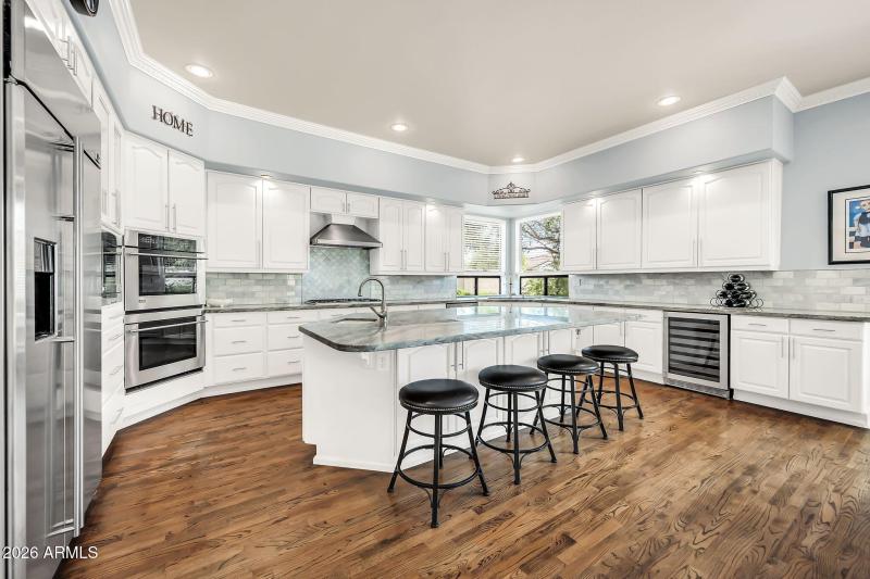 Beautiful Upgraded Cabinetry