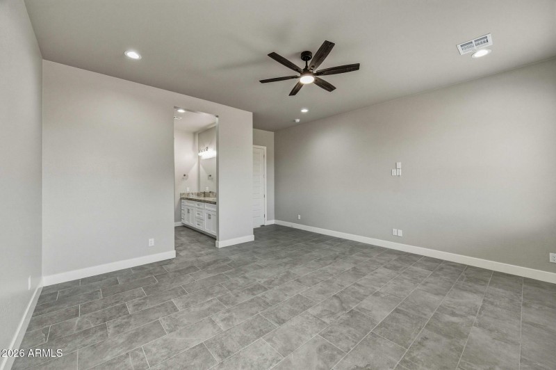 48-web-or-mls-15030 S Indian Bend Ln-212