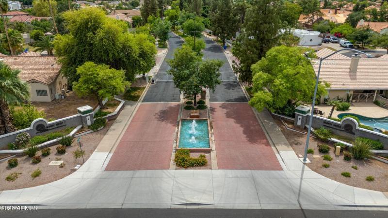 Quaint Streets Peaceful Community!