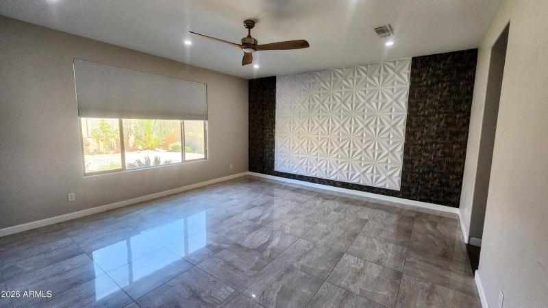 20260324_111544-EDIT