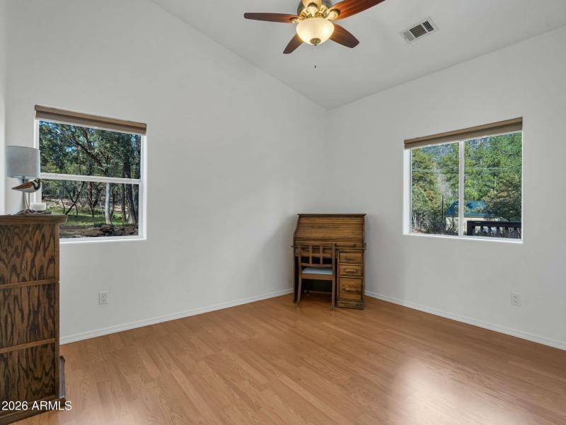 13-web-or-mls-TimberCreekImagery-11