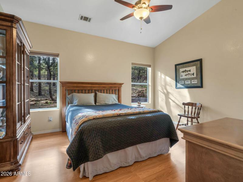 11-web-or-mls-TimberCreekImagery-9