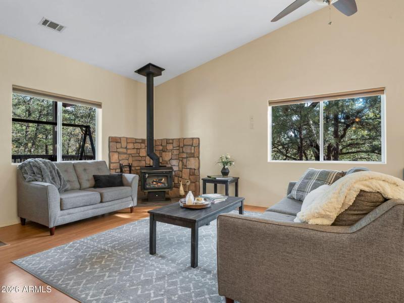 5-web-or-mls-TimberCreekImagery-2