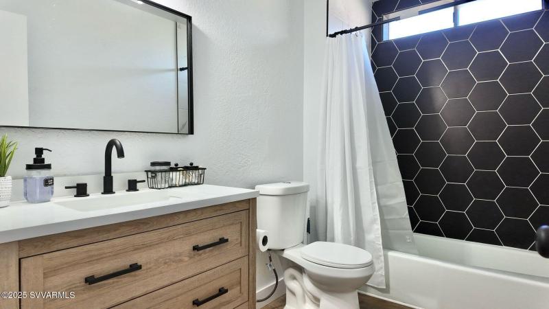 WhatsApp Image 2025-04-28 at 9.09.52 AM