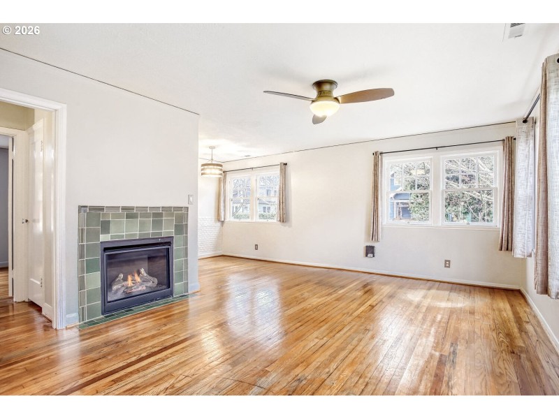 Living Room/Dining Room