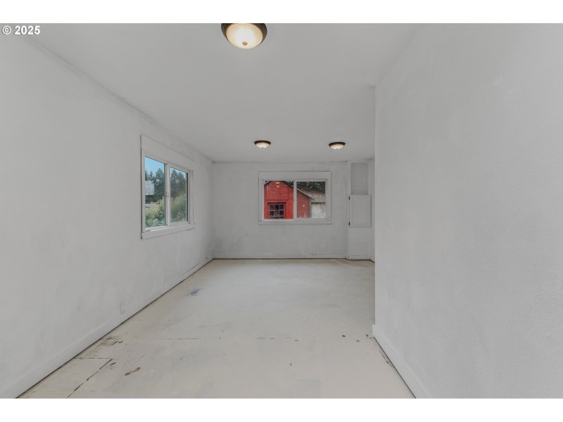 Bedroom, Primary