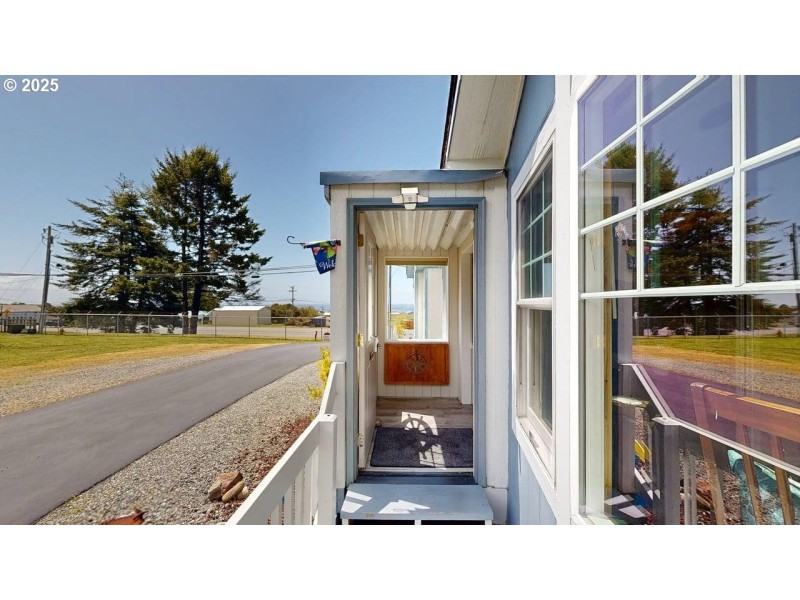 Entrance/Foyer