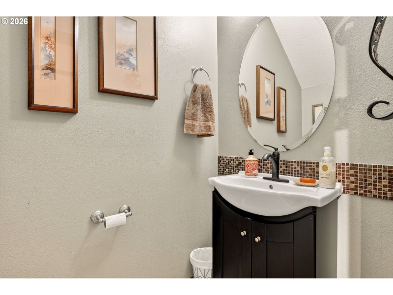 Bathroom, Continental