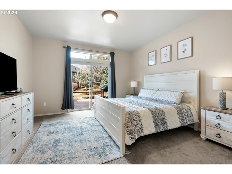 Bedroom, Owner's Suite