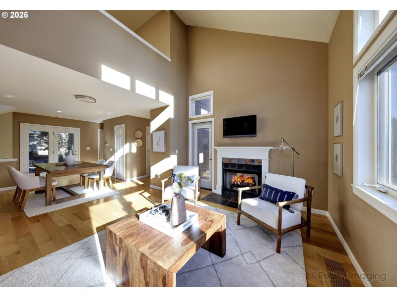 Living Room/Dining Room