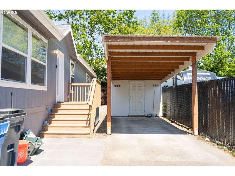 Carport