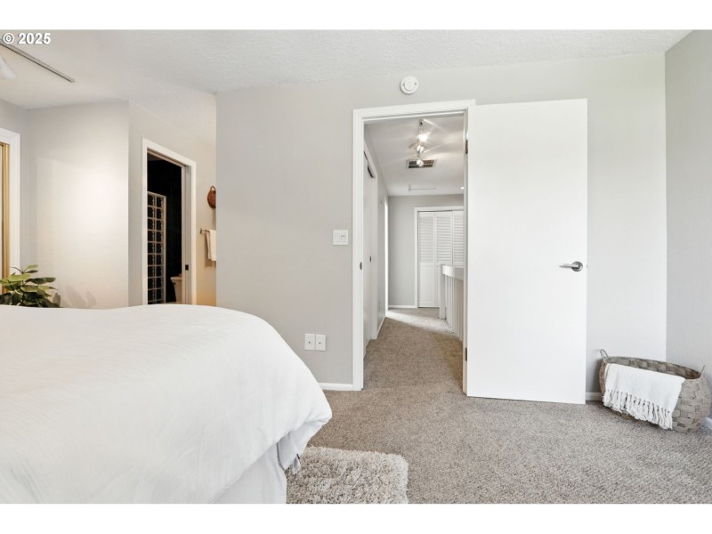 Bedroom, Owner's Suite